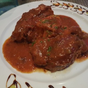 Ossobuco de Res con Linguini a la Crema