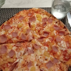 Pizza Hawaiana