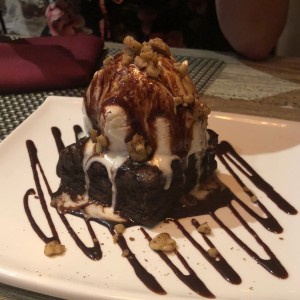 Postre - Brownie con helado