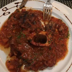 Ossobuco de Res con Linguini a la Crema