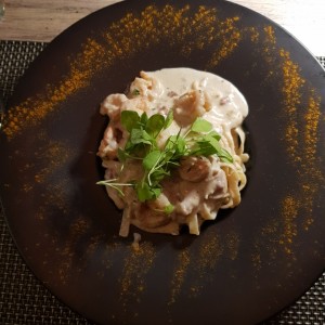 fettucini con camarones