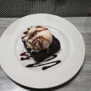 Postres - Brownie con Helado