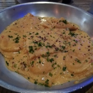 Ravioli de salmon