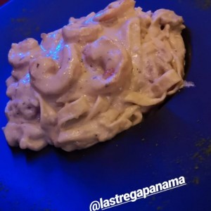 pasta La Strega con langostinos