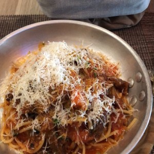 Pasta con tomates cherry y ?filete?