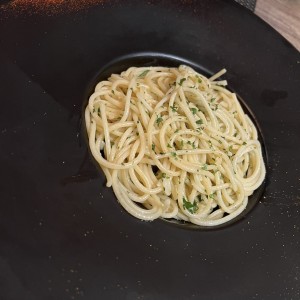 Pasta al oleo