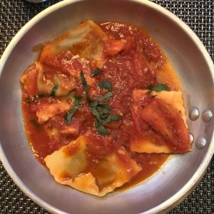 raviolis de berenjena salsa pomodoro