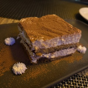POSTRES - Tiramisú Tradicional
