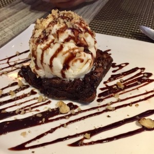 Postres - Brownie con Helado