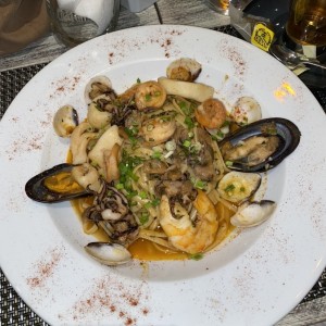 Pasta con mariscos