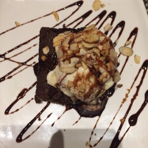 Postres - Brownie con Helado