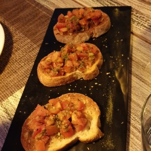 Bruschetta Pomodoro