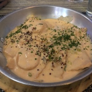 raviolis de salmon