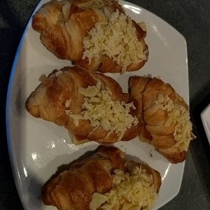 Croissant de Jamon y queso