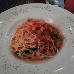 Spagetthi en Salsa Amatriciana