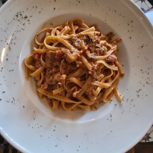 spaguetti a la tartrufa