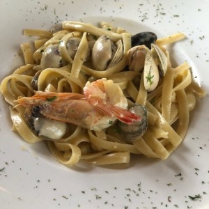 Pasta con Mariscos