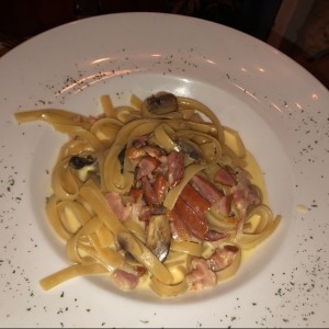 pasta al champignon con tocineta