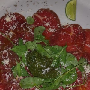 Carpaccio de res