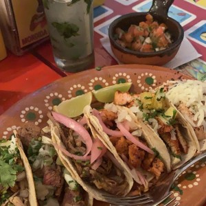 Tacos mixtos con pico de Gallo 