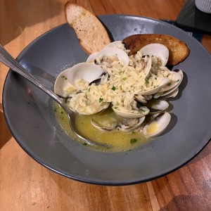 Platos fuertes - Almejas vongole