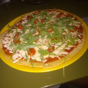 Arugula y tomate cherry