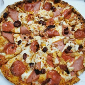 Pizzas - Cuatro carnes