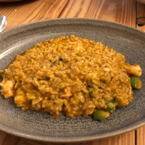 risotto de langostinos y aguacate. 