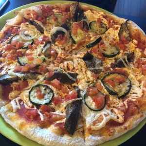 Pizzas - Vegetariana con queso vegano