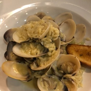 Platos fuertes - Almejas vongole