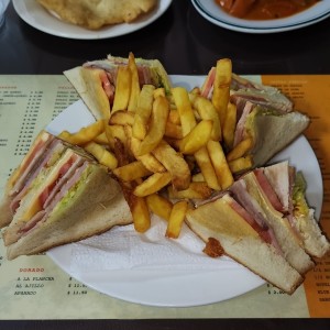 Emparedados - Club Sandwich