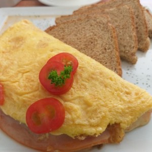 omelete jamon de pavo y vegetales