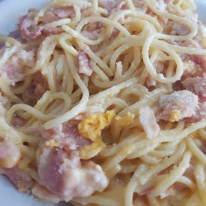 spaghetti a la carbonara 