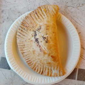 empanada artesanal de carne