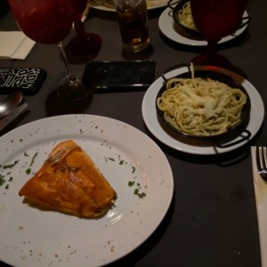 Segundo Plato - Salmon al Grill con spaghetti 