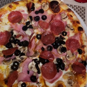 pizza capicciosa