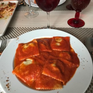 raviolis de ricotta con espinaca