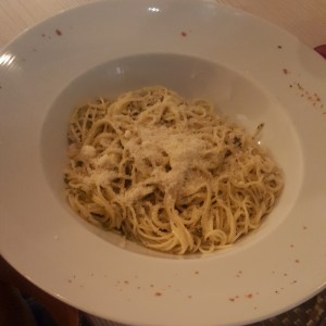 Spagetti al Oleo con Pollo