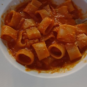 Pastas Tradicionales - Paccheri Amatriciana 