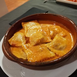 Ravioli Tomate Seco y Queso Cabra