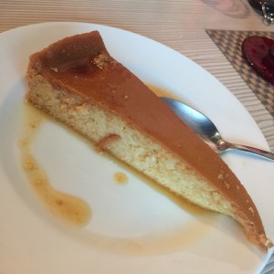 Flan de la casa 