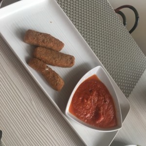 Antipasti - Mozzarella in carrozza