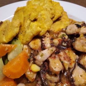 Pulpo al ajillo 