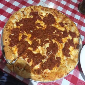 pizza de carne molida