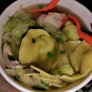 Sopa de waton 