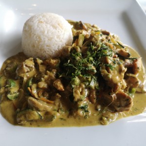 POLLO AL CURRY