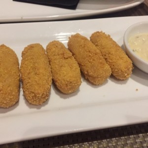 croquetas de cangrejo