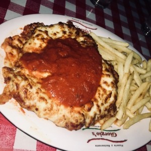 Pechuga de pollo Parmesano