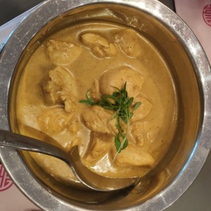 POLLO AL CURRY BOMBAY - INDIA