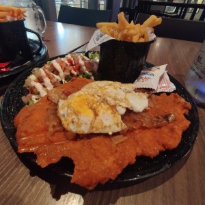 Milanesa de Pollo al Caballo